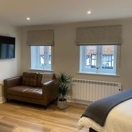 New Modern Studio Apartment Near To City Centre Salisbury Esterno foto